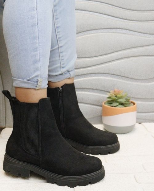 Bota Negra 390
