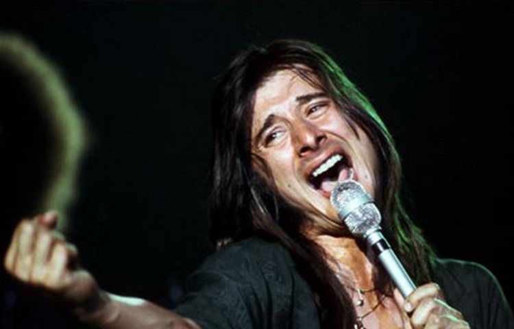 steveperry-750x480.jpg