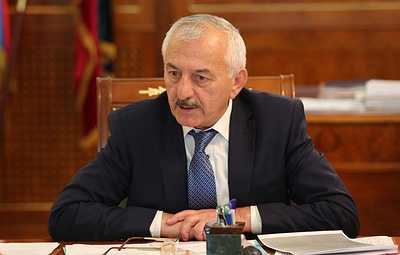 Врио главы Махачкалы Гасанов признал в суде вину в превышении полномочий