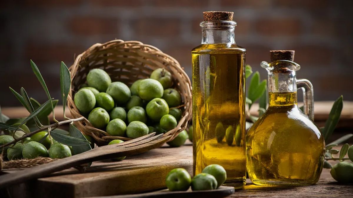 Oil (তেল)