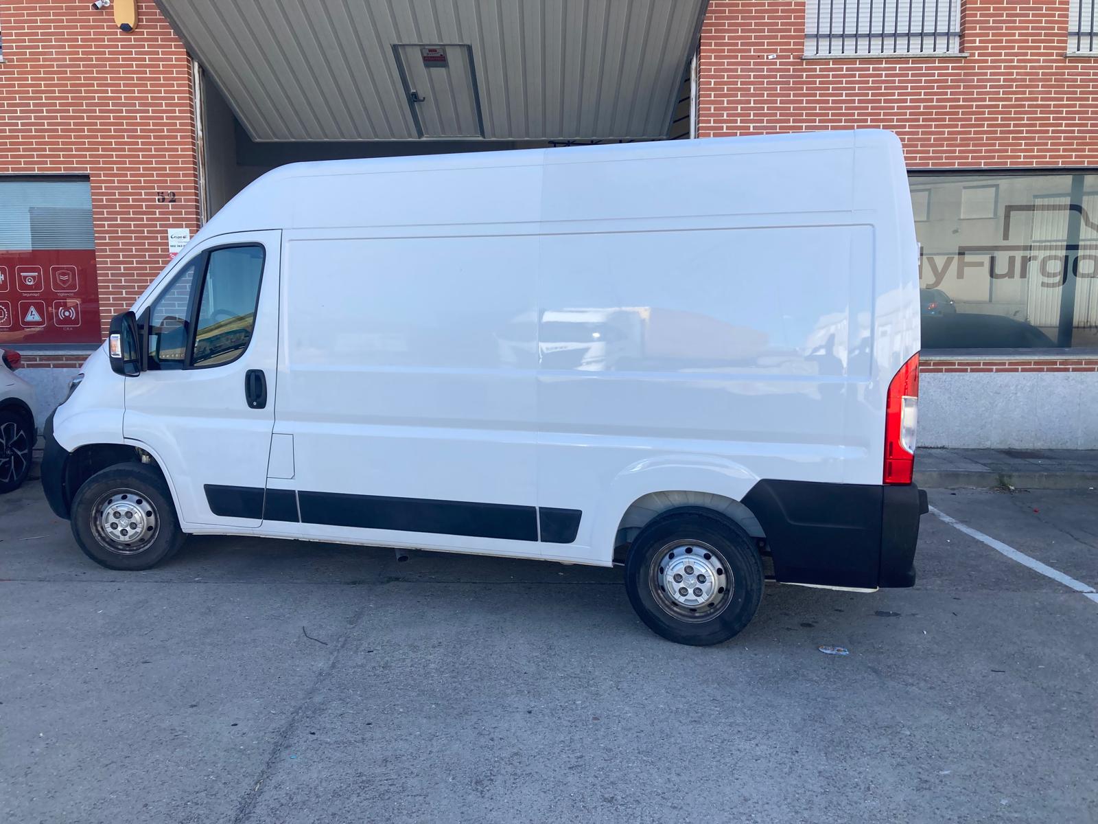 Peugeot Boxer 2021 foto 4