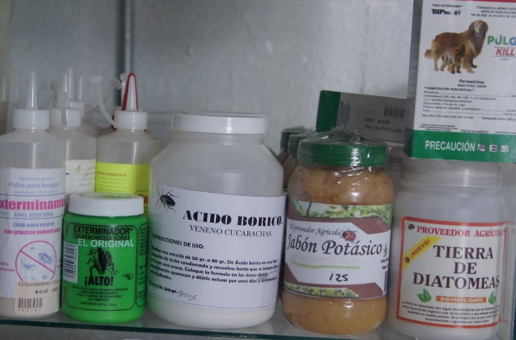 Línea Especializada de Control de Plagas y Bio-fertilizantes