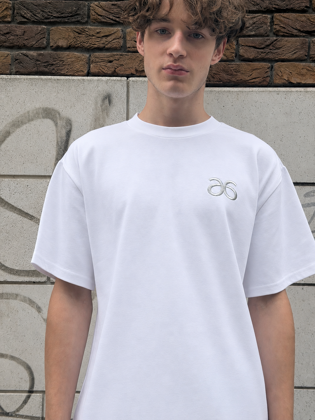 6ISTY6 Signature Tee