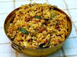 Puliyodhora Rice