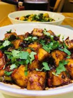Paneer Hakka Style (v)