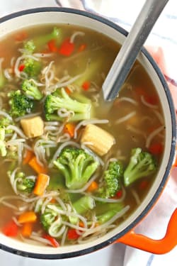 Chow Mein Soup (v)