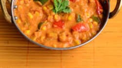 Corn Capsicum Masala (v)