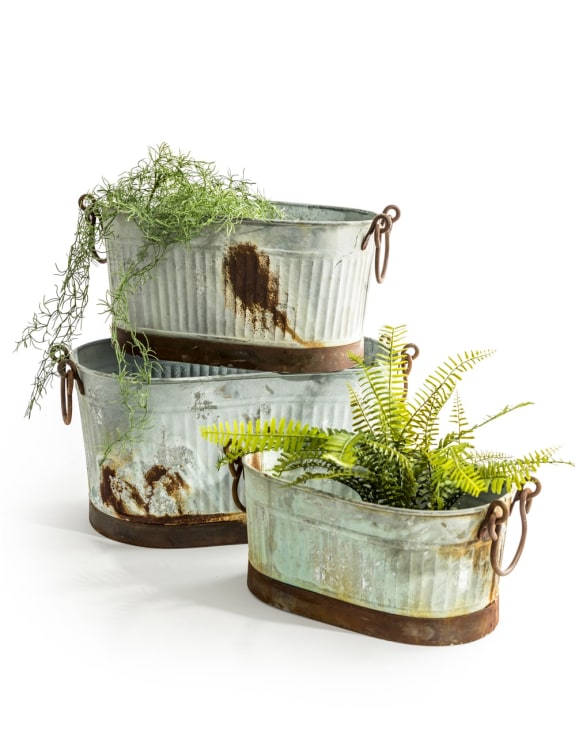 Set of 3 Oxidised-Metal Effect Rustic Planters