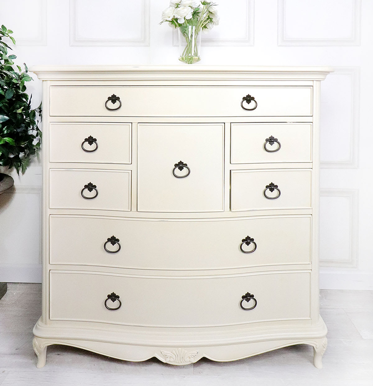 French Style Cream 8 Drawer Chest