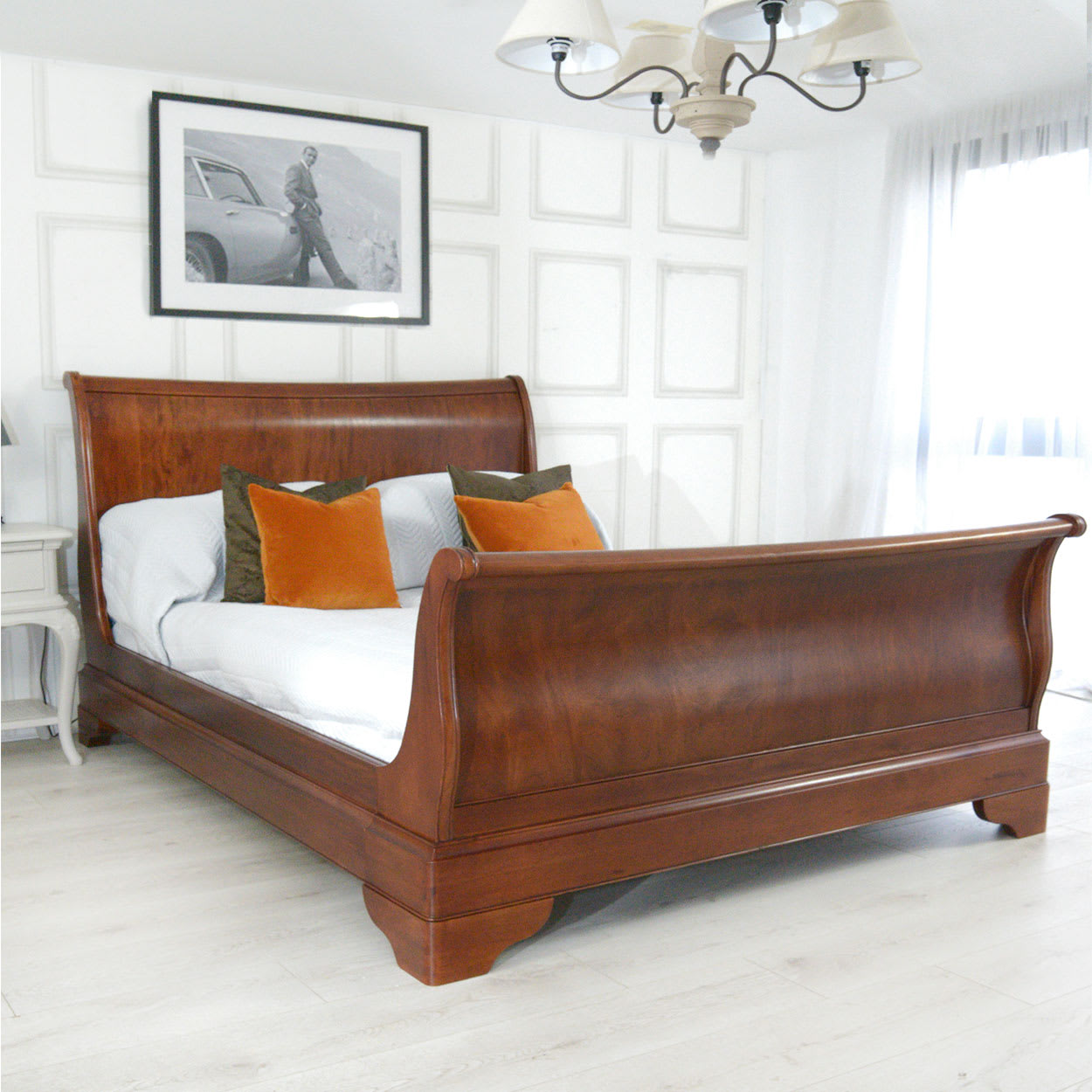 Willis and Gambier Antoinette High Foot End bed