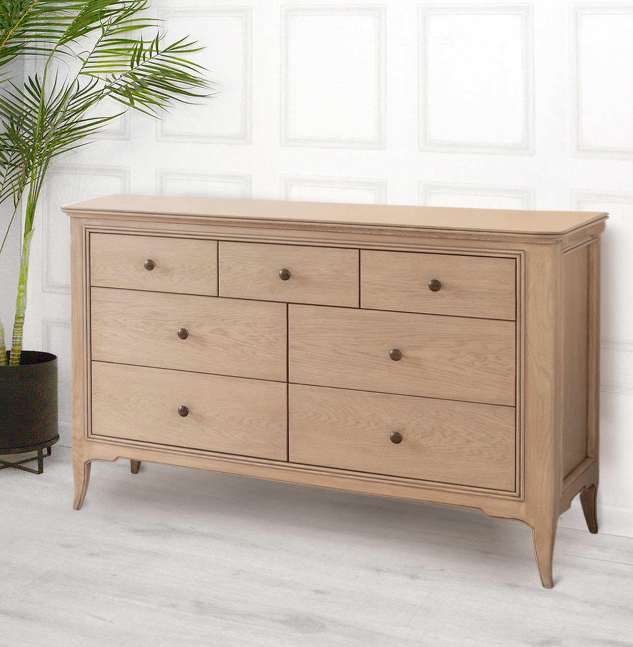 Willis and Gambier Toulon Oak French Style 7 Drawer Wide Chest of Drawers