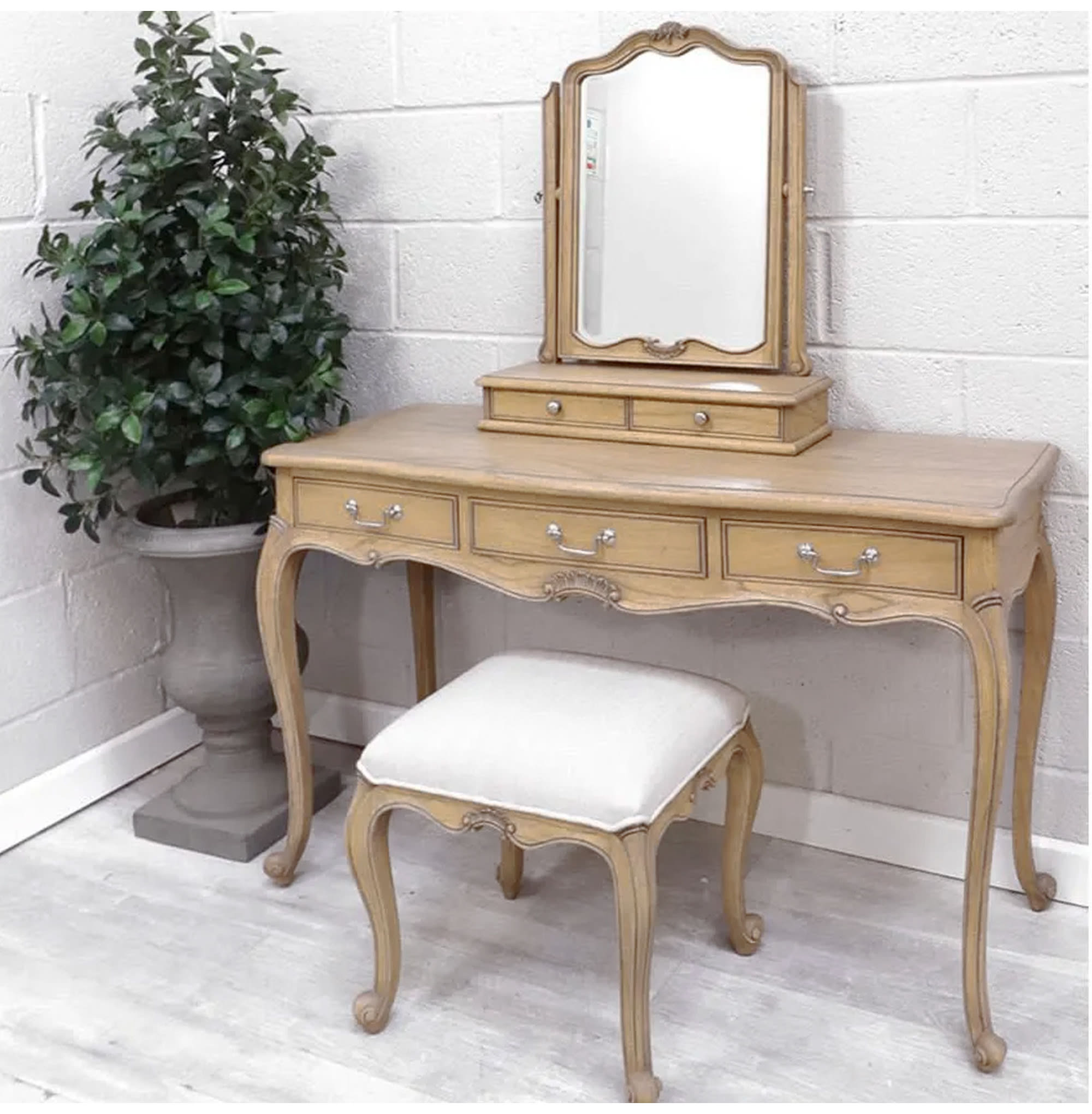 Sandbanks Natural Dressing Table Stool and Mirror Set