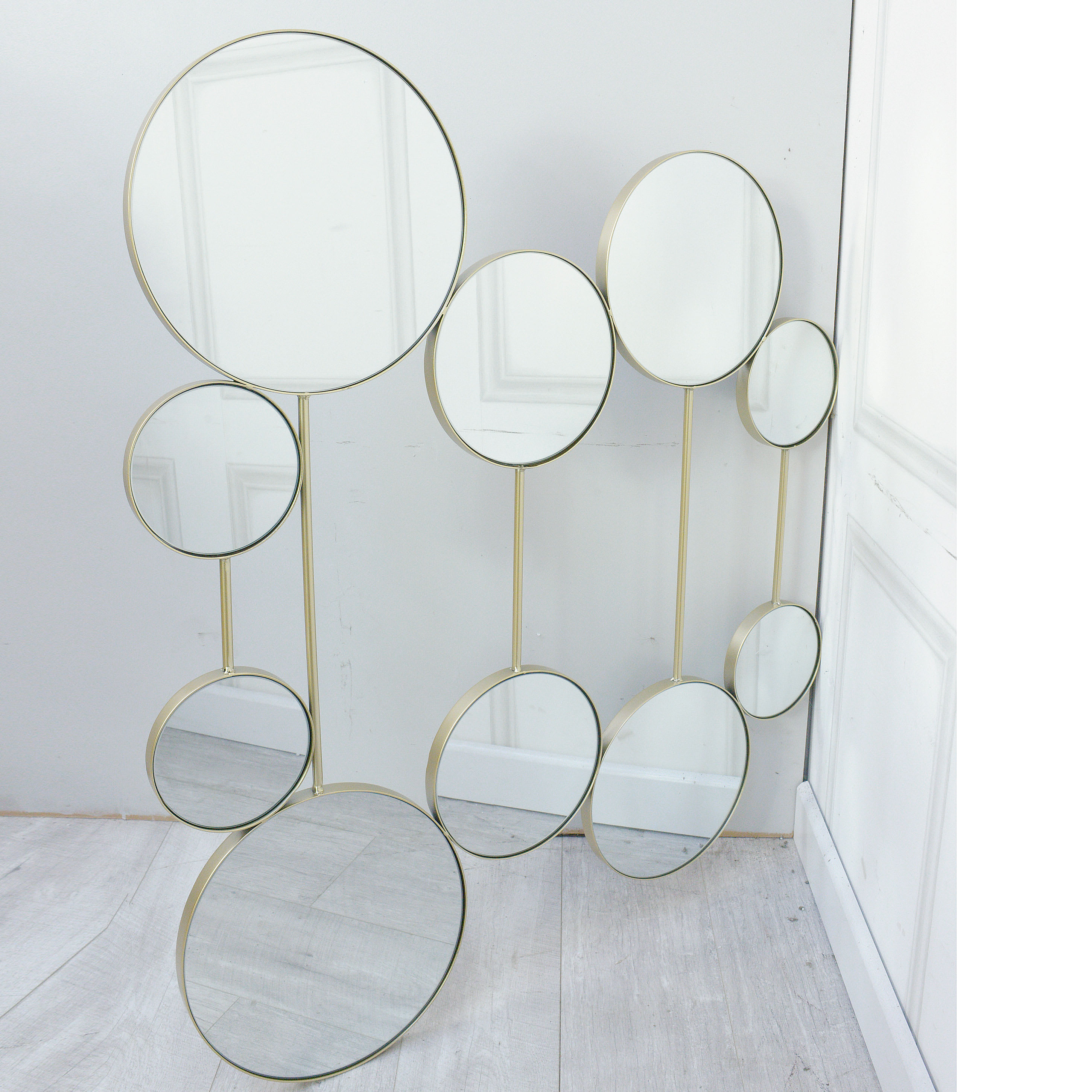 Multi Circles Mirror