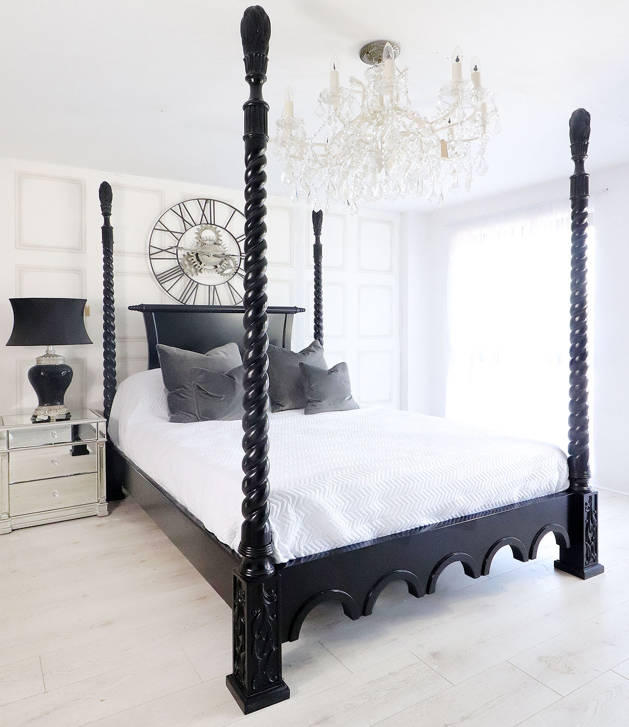 Noir Four Poster 6ft French Bed