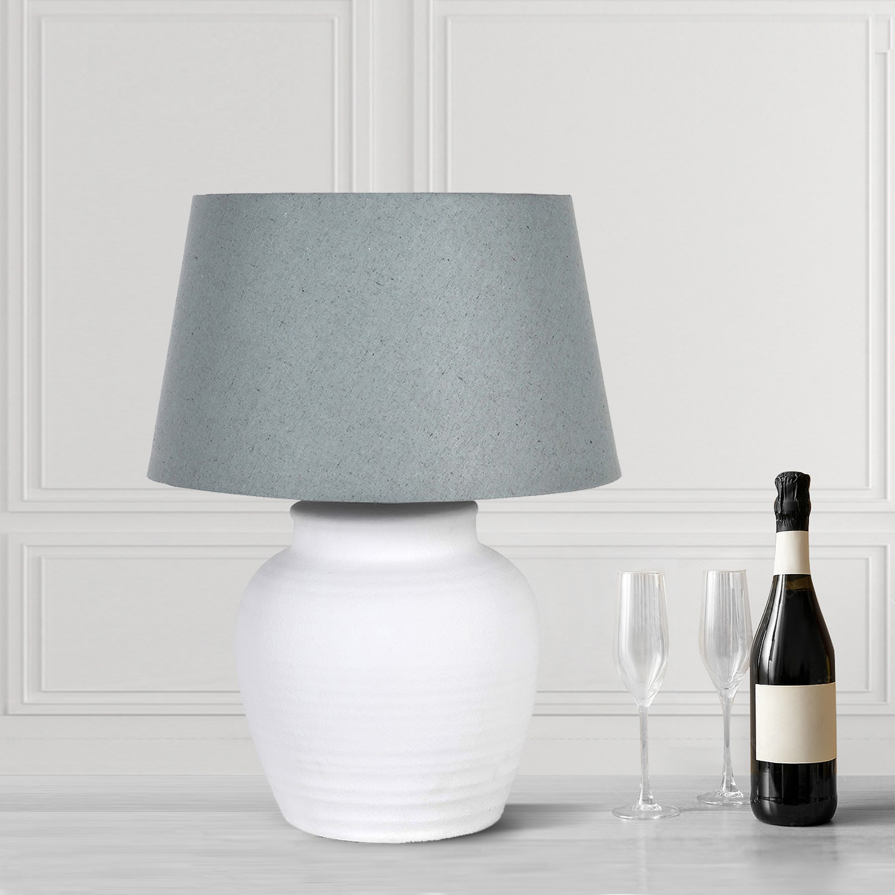 White Short Ceramic Table Lamp