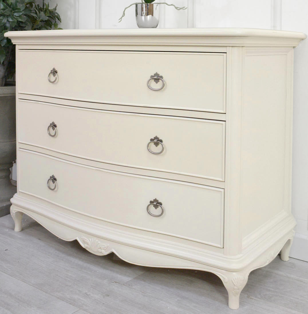 Willis and Gambier Ivory 3 Drawer Chest of Drawers