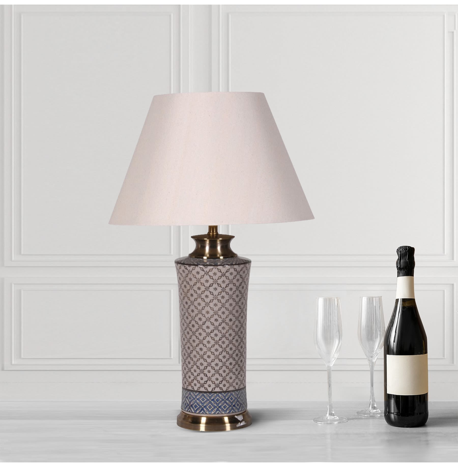 Lattice Cylinder Table Lamp