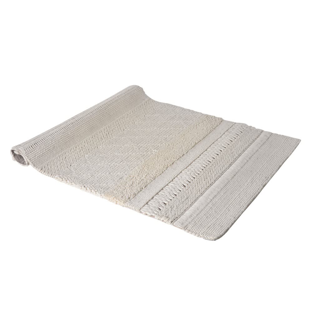 2m Cream Wool Rug