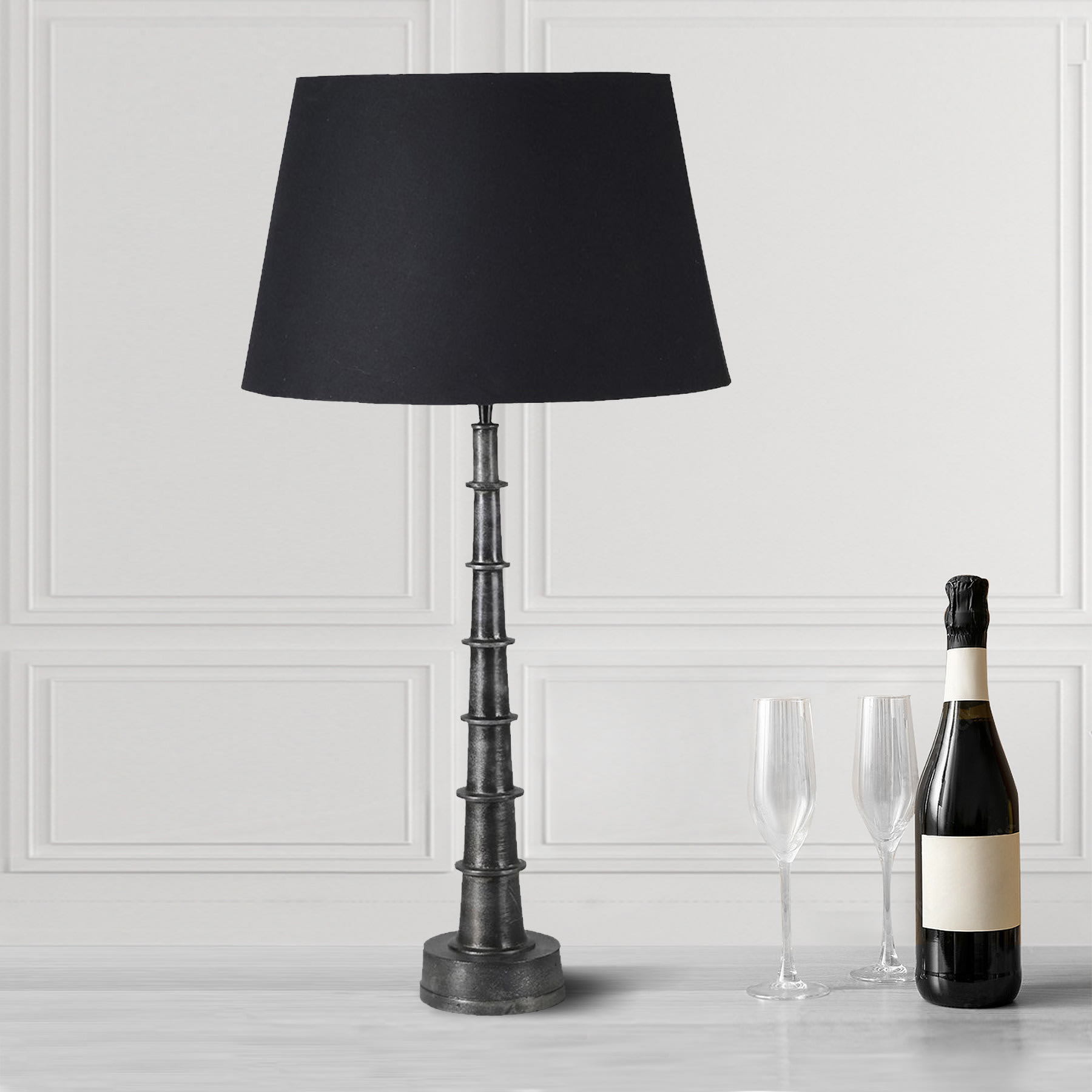 Black Ring Slim Table Lamp