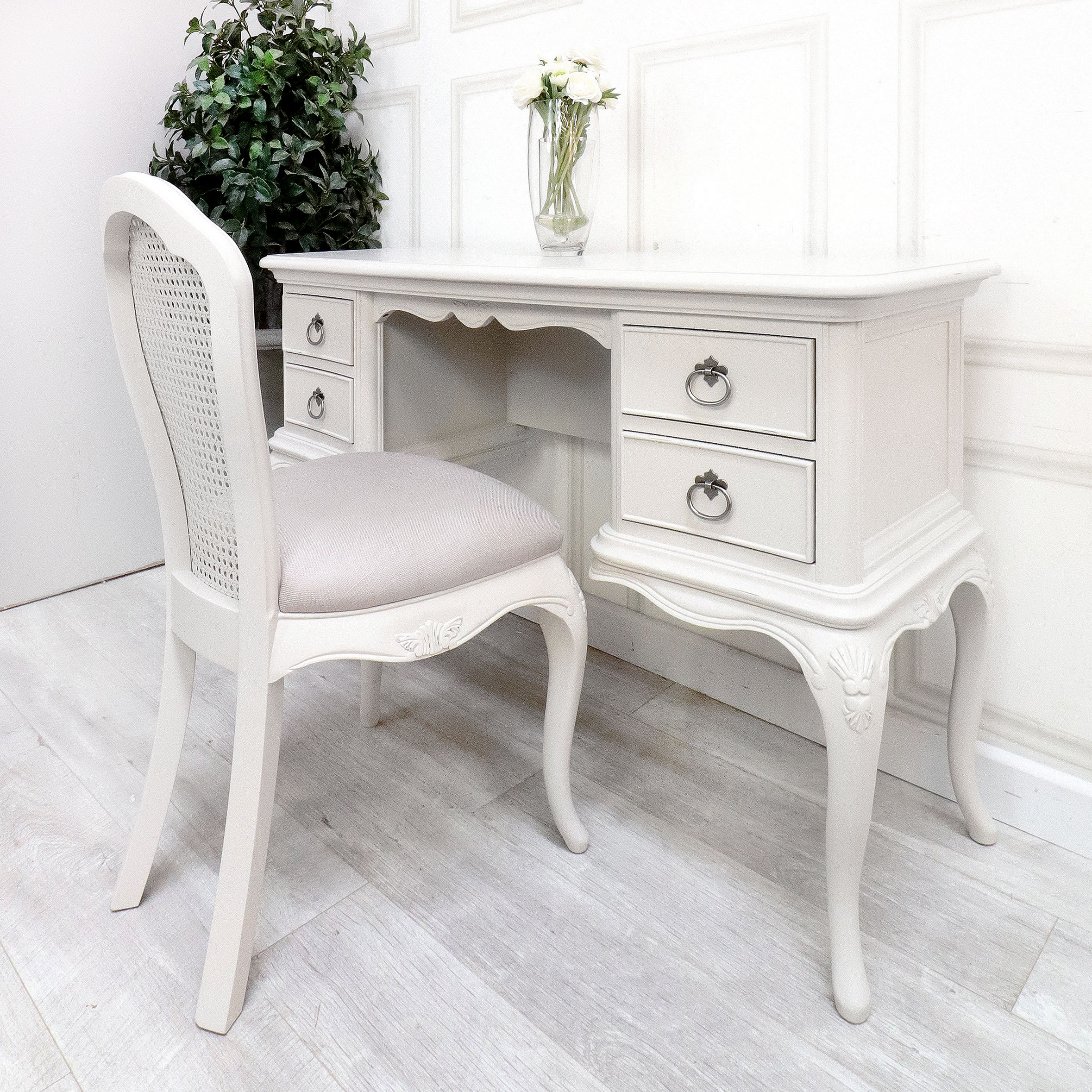 Willis and Gambier Etienne Grey Dressing Table and Chair 