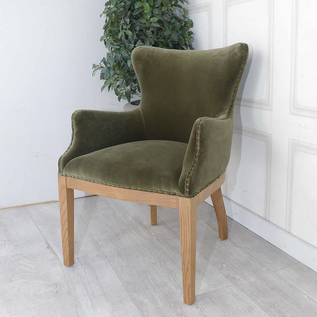 Retro Velvet Dining Chair