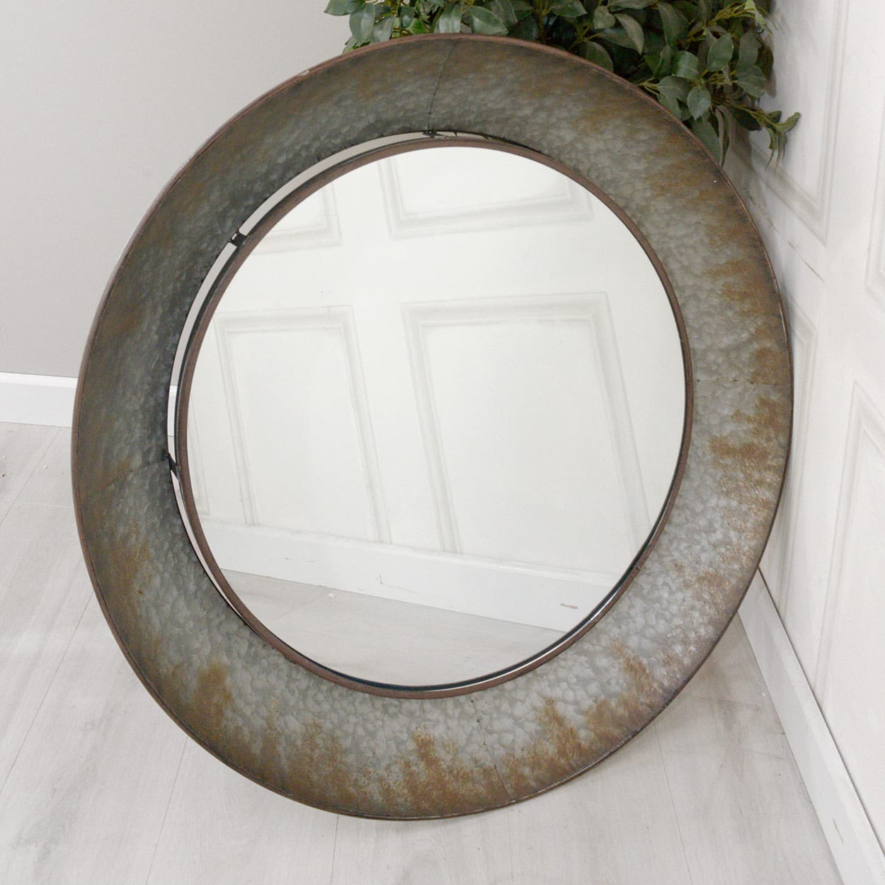 Distressed Iron Round Mirror