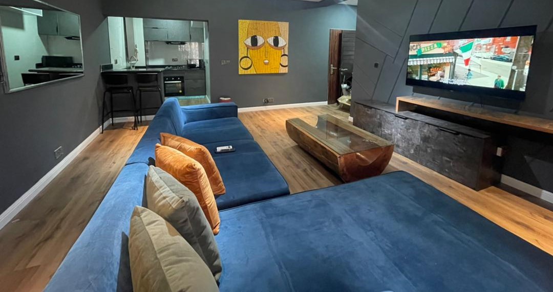 1 Bedroom Apartment - Wunmi's Home(Blue)