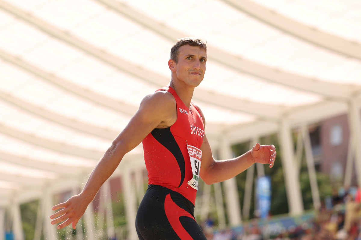 Swiss Athlete Breaks Indoor Record, Returns to Decathlon