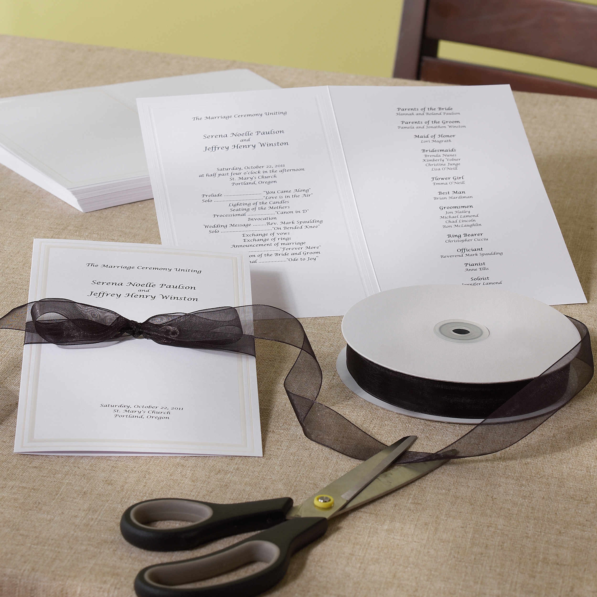 3 Tips To Keep Guests Cool At Endearing Wedding Ceremony Program
