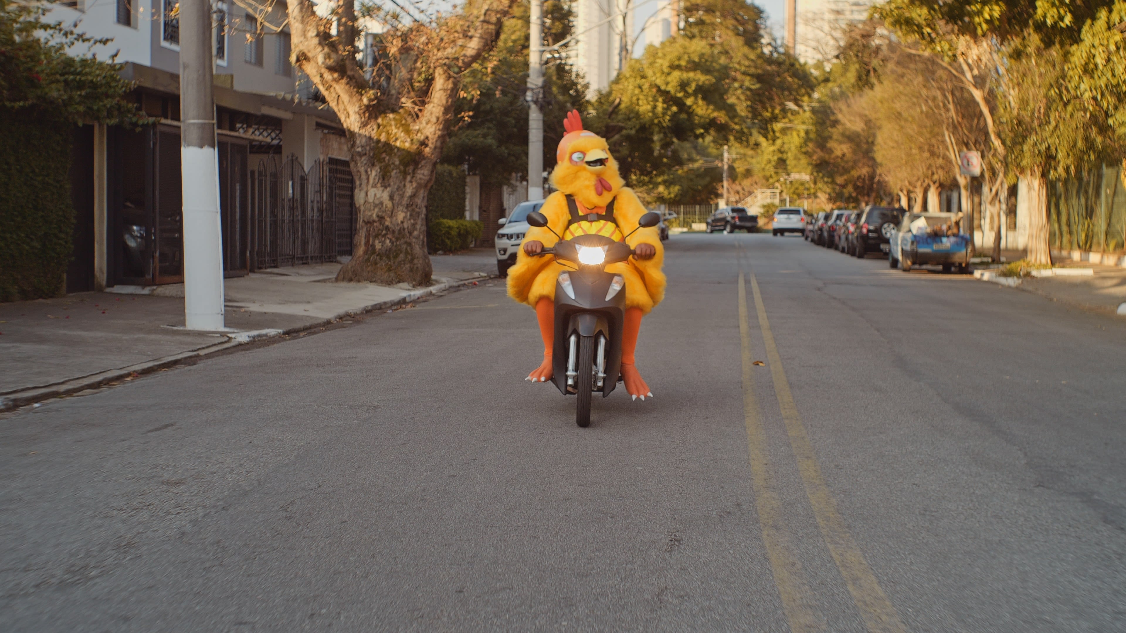 POPEYES® inicia delivery do seu Frango Frito F#&@