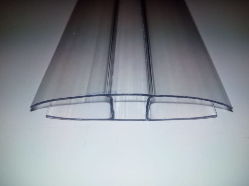 Polykarbonátové profily Lexan H a U