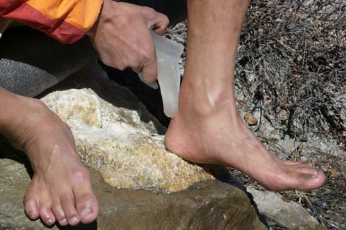 TOP 10 BENEFITS OF ICE THERAPY TOP 10 BENEFITS OF ICE THERAPY