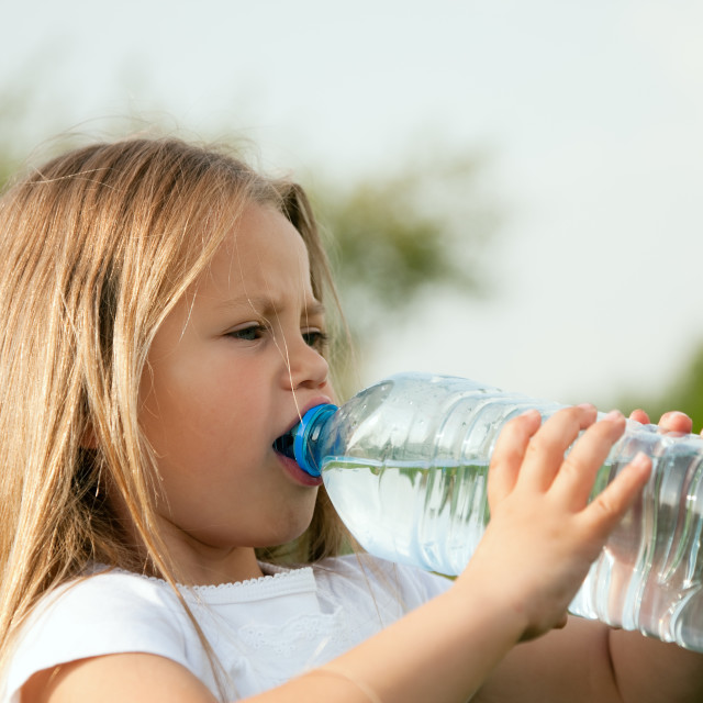 Thirsty princess gets favourite drink