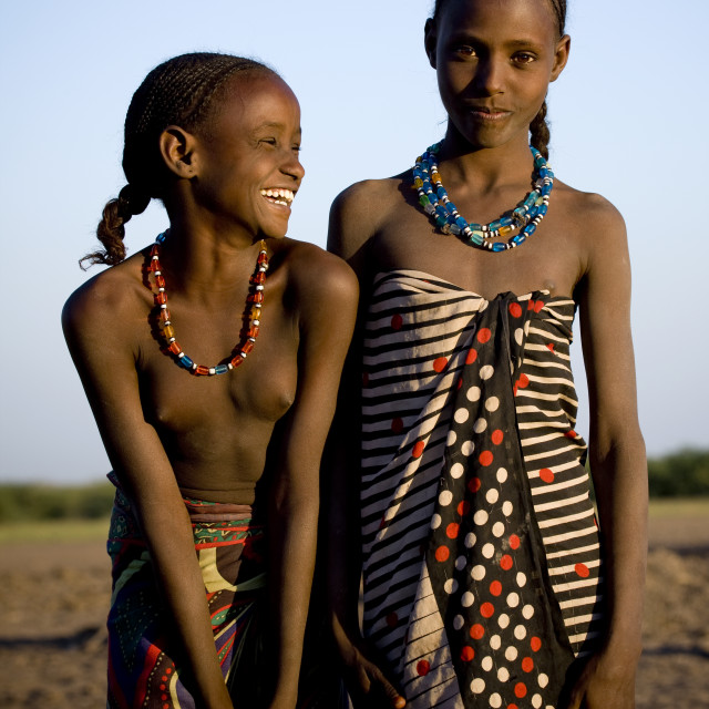 African tall smallest naked women photo