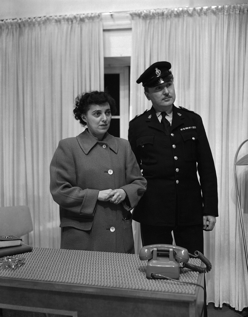 1957 Dial 'M' for Murder edna tom naylor