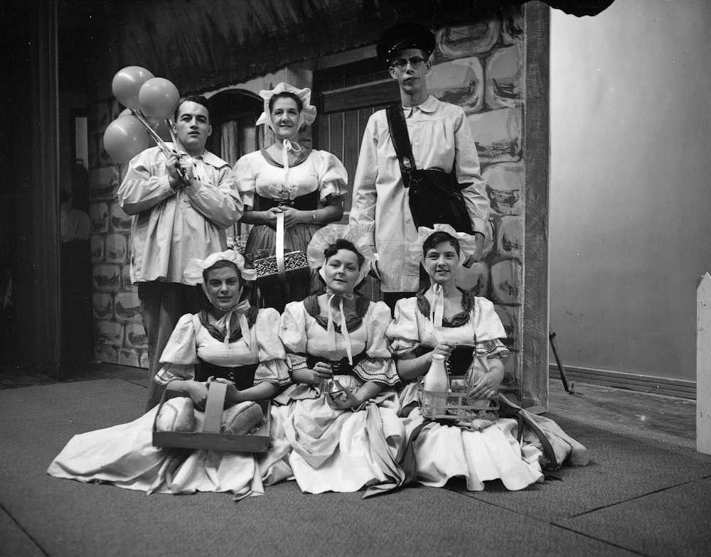 1957 Mother Goose photo 3