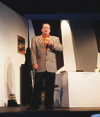 2000 The Motor Trade photo 6