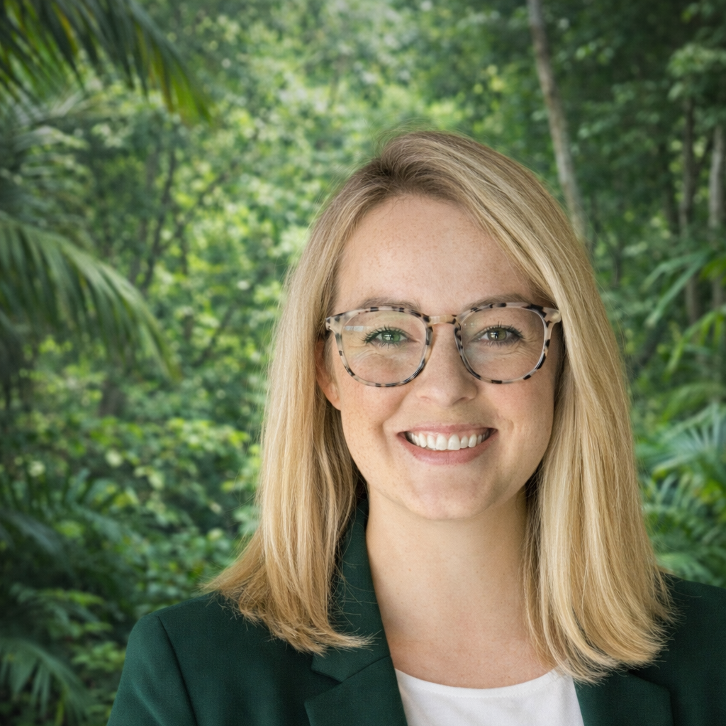 Advisor - Savanna Weis