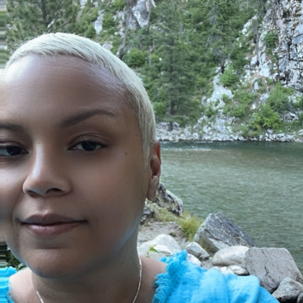 Advisor - Helena Yago