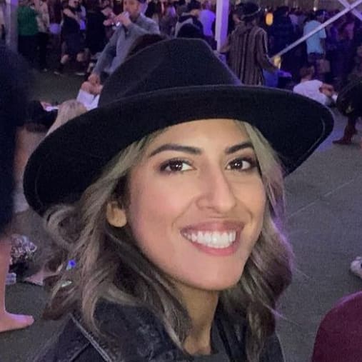 Advisor - Natalie Cabezzas