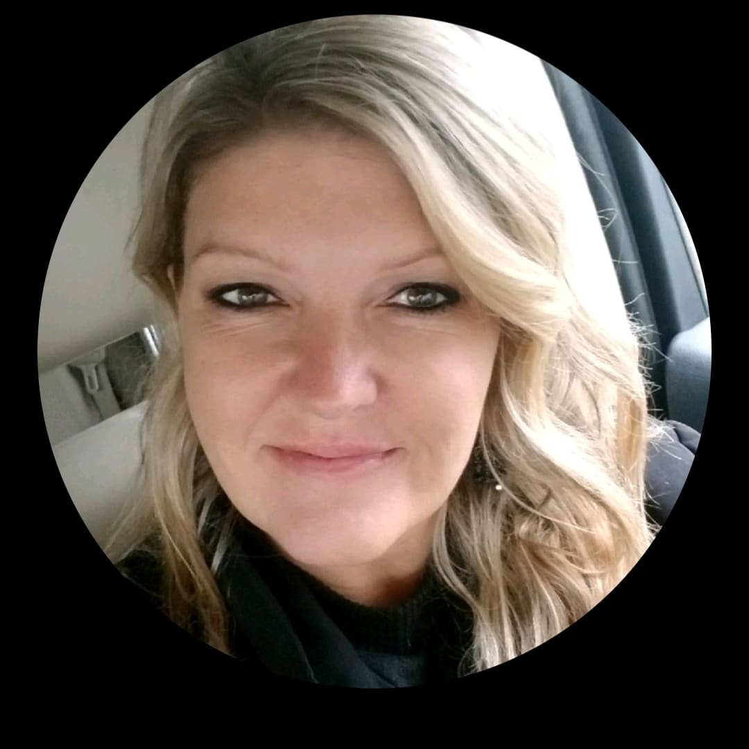 Fora Author - Tina Thomas
