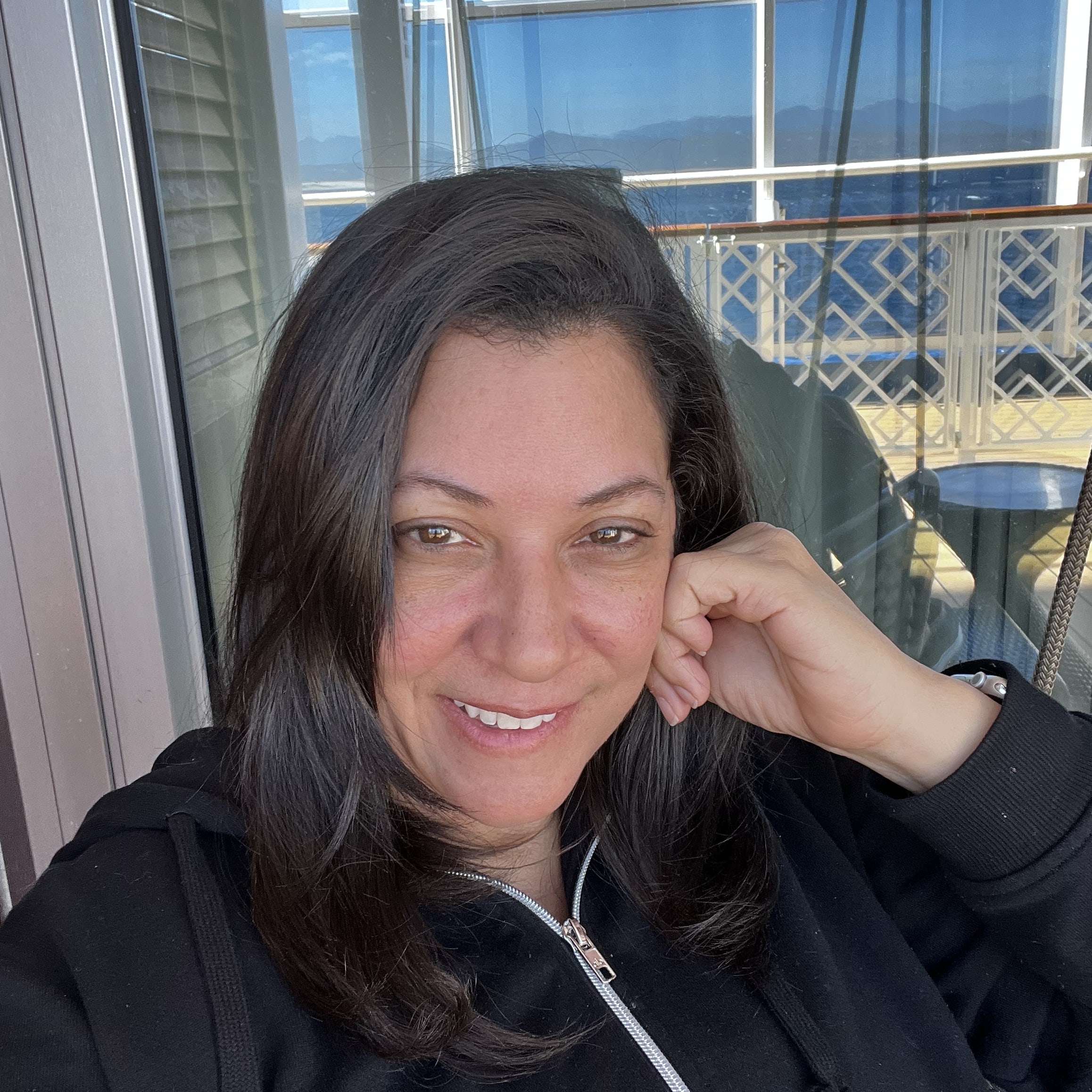 Advisor - Simeko O'Leary