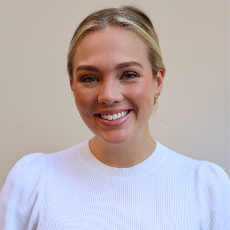 Advisor - Sophie Lara