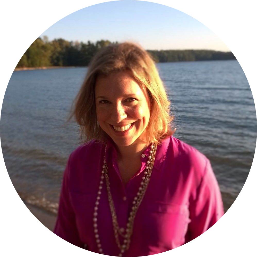 Fora Author - Lorena Ganesan