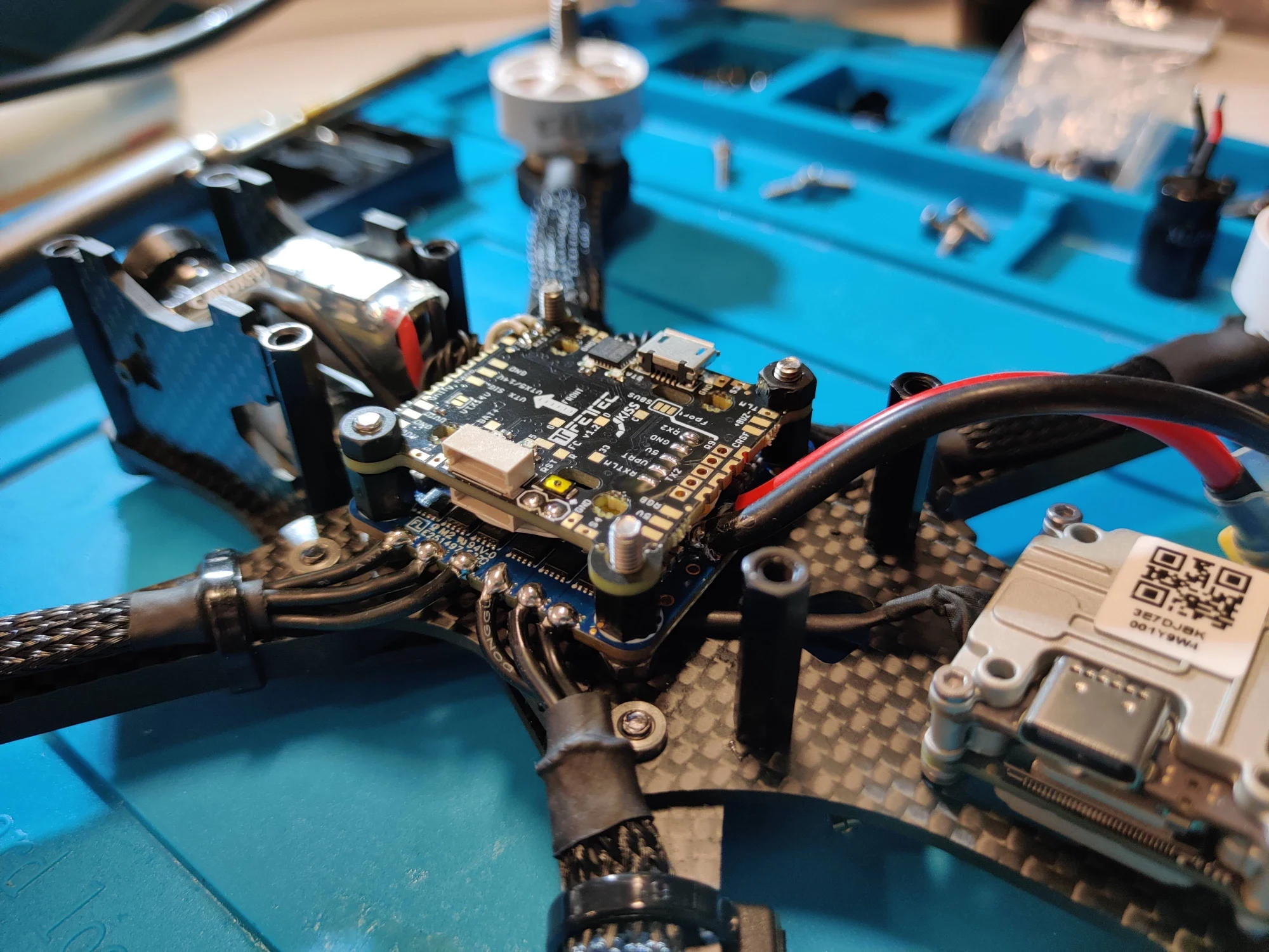 dron fpv