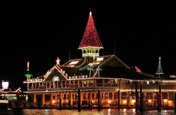 Newport Beach Holiday Lights Cruises & Christmas Boat Parade