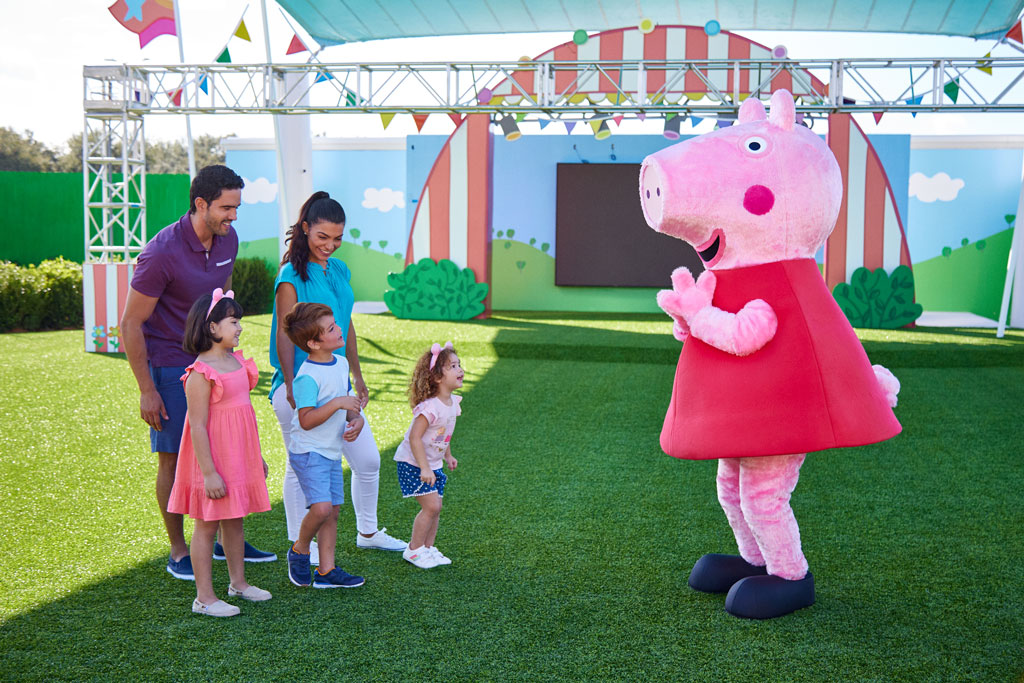 Mr. Potato's Showtime Arena - Peppa Pig Theme Park
