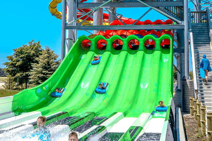 Raging Waves -