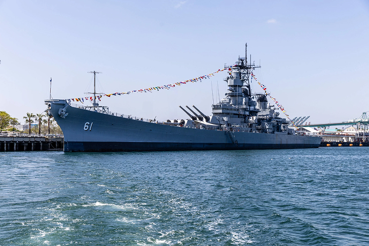 Battleship IOWA -