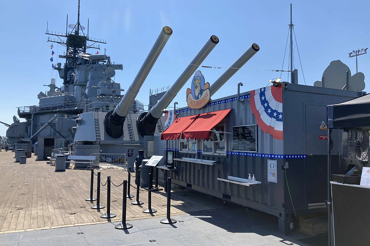 Battleship IOWA -